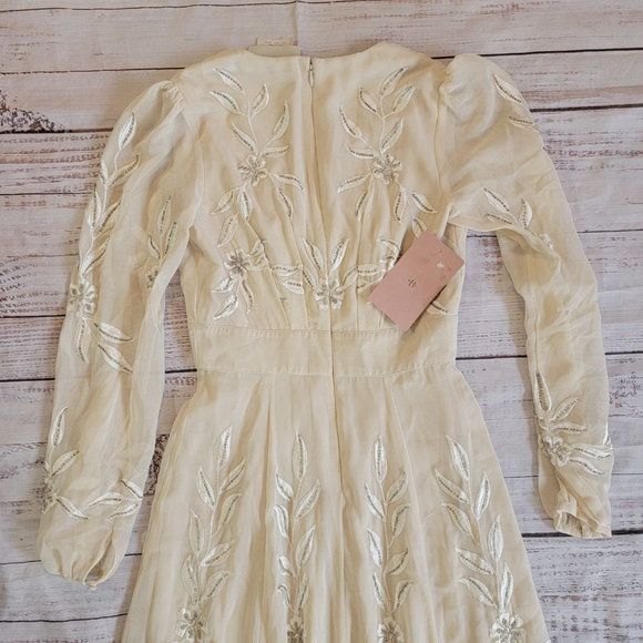 BHLDN Anthropologie Belize Embroidered A-Line Long Sleeve V-Neck Gown Size 2 NWT - Picture 12 of 12